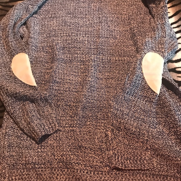 NWT Ladies too cute heart sweater ! ❤️💕 - Picture 5 of 6